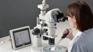 Giới thiệu về kính hiển vi điện tử – Phân loại, giá bán, ứng dụng