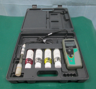 Máy đo pH cầm tay pH5+ Eutech